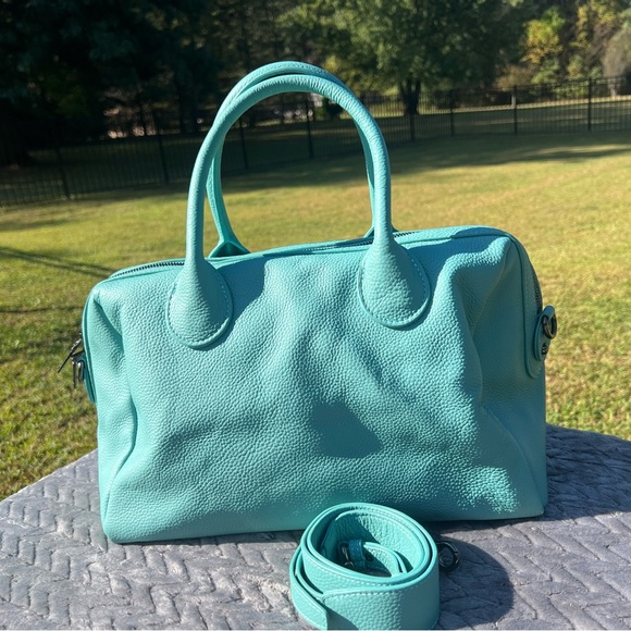 BECK Bags - HAYES in AUDREY Tiffany Blue - GENIUNE LEATHER - RETIRED color! - Picture 4 of 12